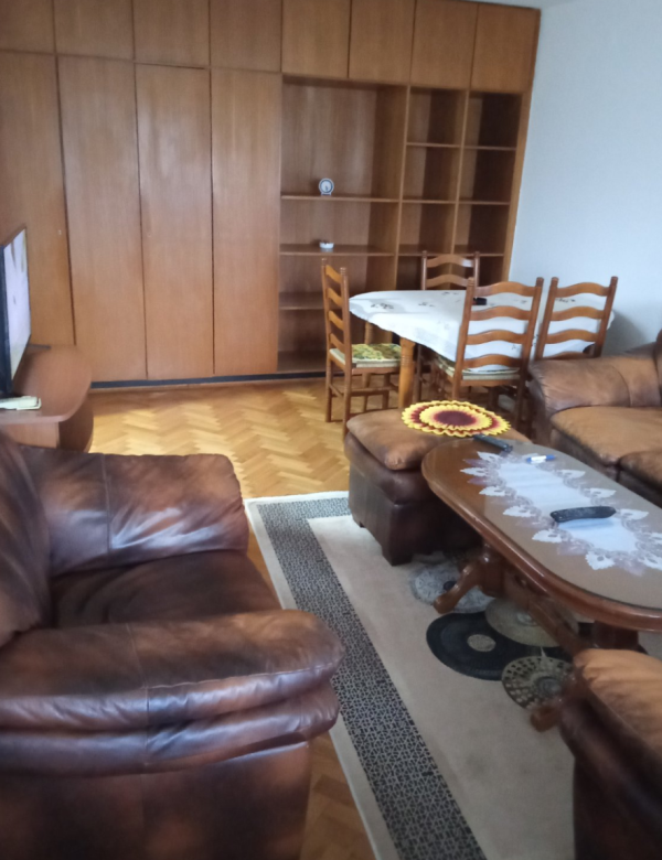 Slika 1 - Stan u blizini Medicinskog fakulteta